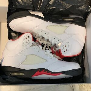 Air jordan 5 fire red